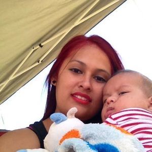 Meet your Posher, Crystal